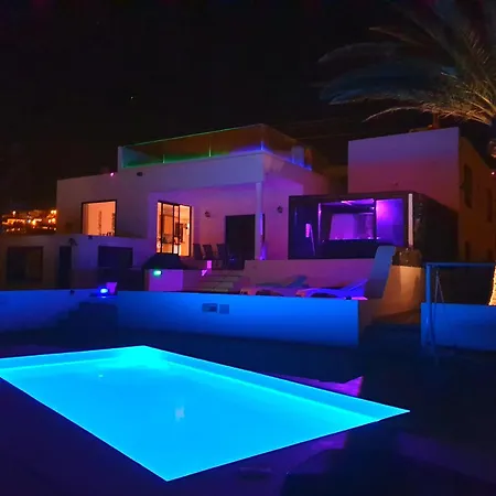 Vista Mar I, Meerblick, 360 Qm, Heated Pool, Hot Tube, Roof Terrace, Gaming Room, Wifi *