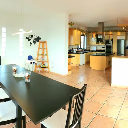 Vista Mar I, Meerblick, 360 Qm, Heated Pool, Hot Tube, Roof Terrace, Gaming Room, Wifi Villa