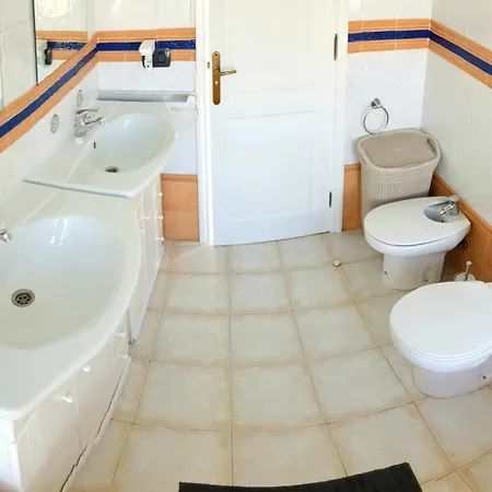 Vista Mar I, Meerblick, 360 Qm, Heated Pool, Hot Tube, Roof Terrace, Gaming Room, Wifi *