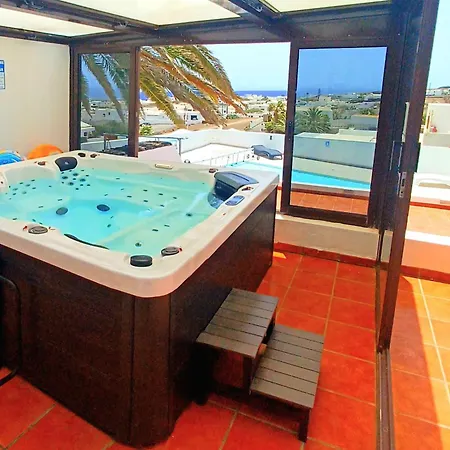 Vista Mar I, Meerblick, 360 Qm, Heated Pool, Hot Tube, Roof Terrace, Gaming Room, Wifi Тиас